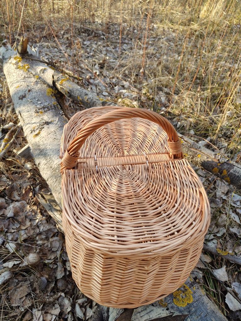Kosz wiklinowy piknikowy