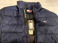 *Piękna kurtka puchowa Tommy Hilfiger oryginalna z metkami- rozmiar S*