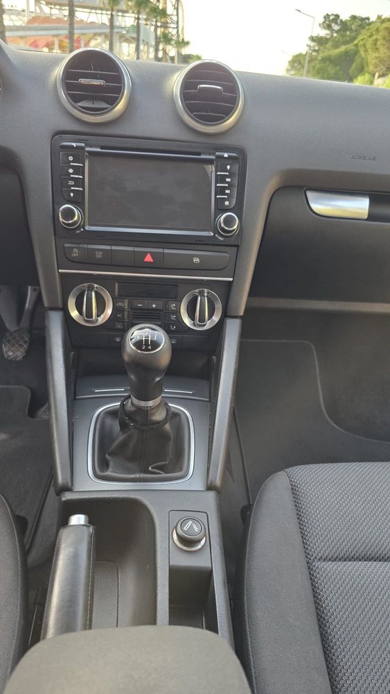 Vende se audi a3 1.6 tdi muito bem + opel zafira 1.6 gasolina 2004
