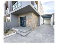 Geminada Duplex T3 com duas Suites' Pronta 'Habitar, Fernão Ferro