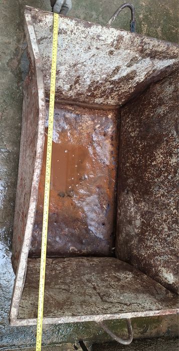 Caixas/contentores metálicos - Usado