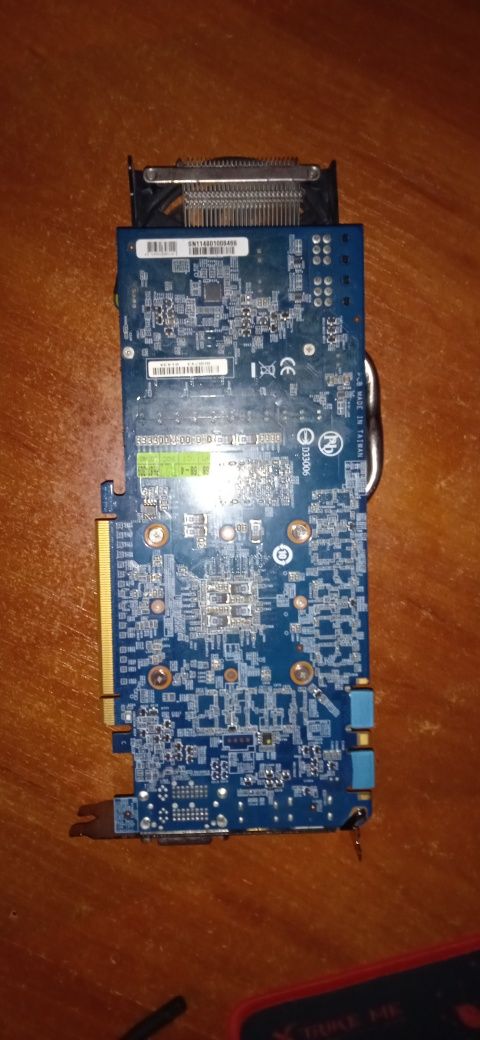 Продам відеокарту Nvidia GTX 570
