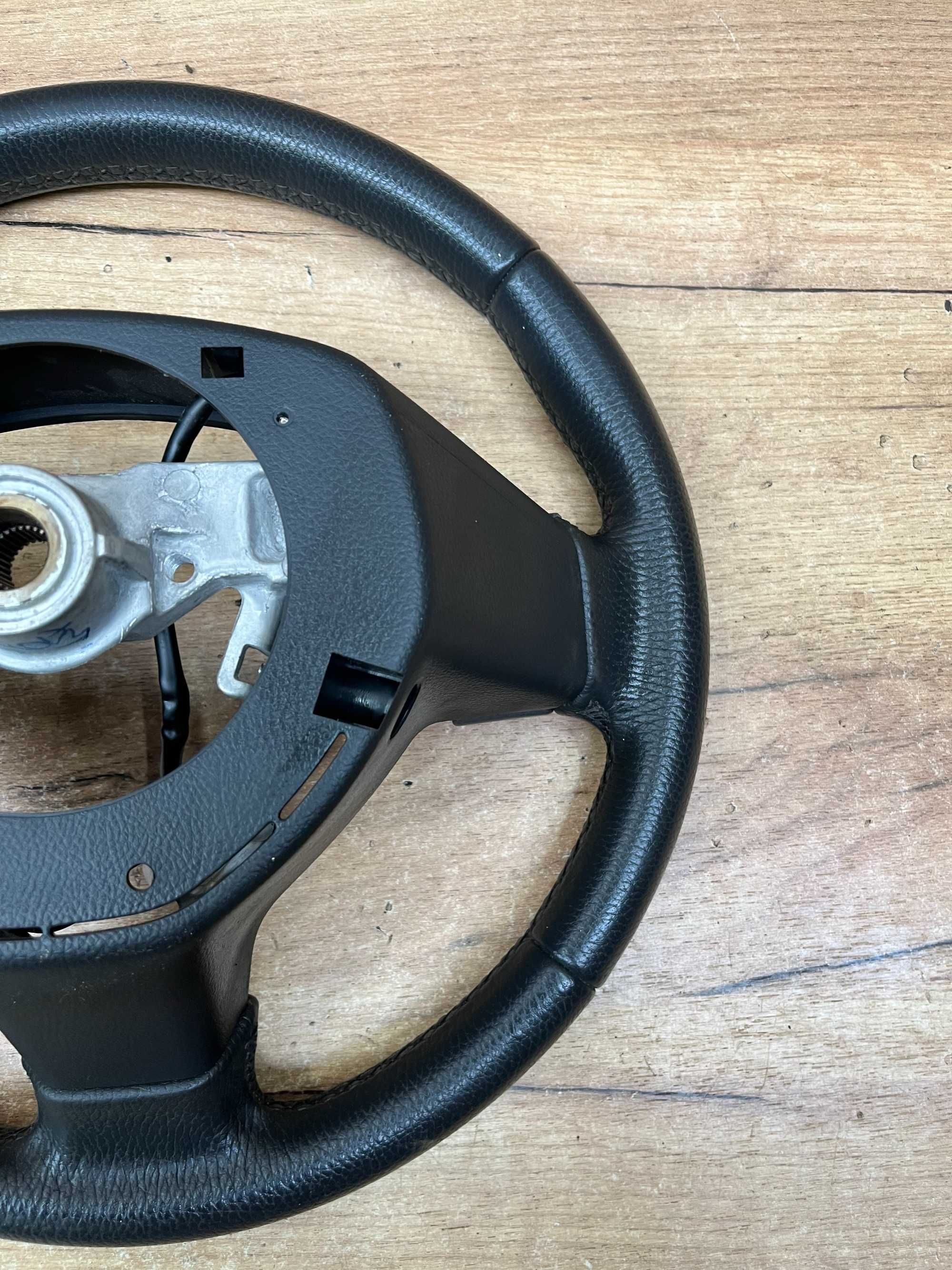 Kierownica Suzuki Swift Mk6