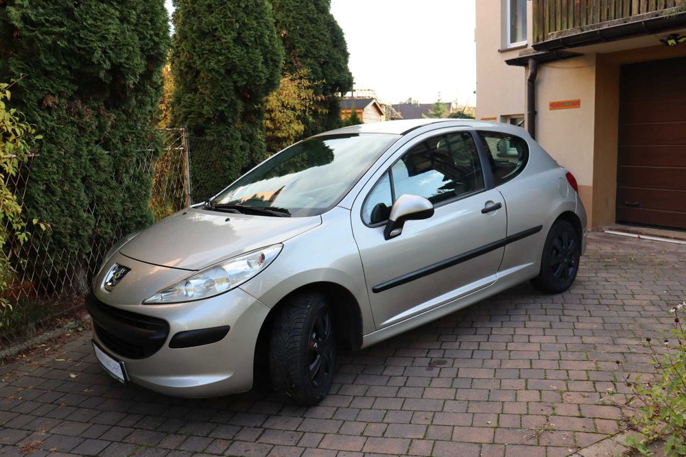 Peugeot 207 1.4 8V 73KM NISKI PRZEBIEG! Fajny stan! Pewny zakup!