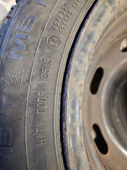 Koła z oponami 15 cali