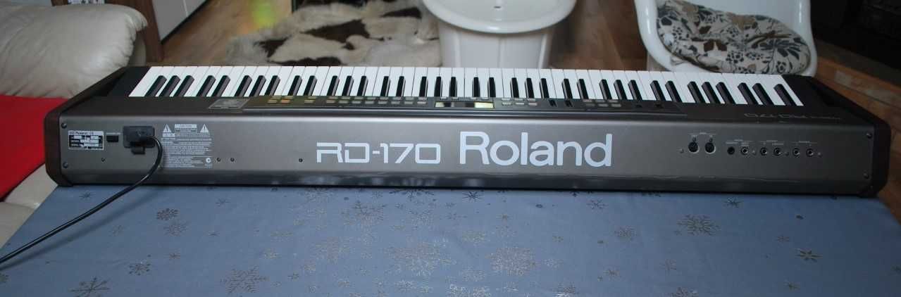 Roland RD 170 - Pianino cyfrowe Stage Piano