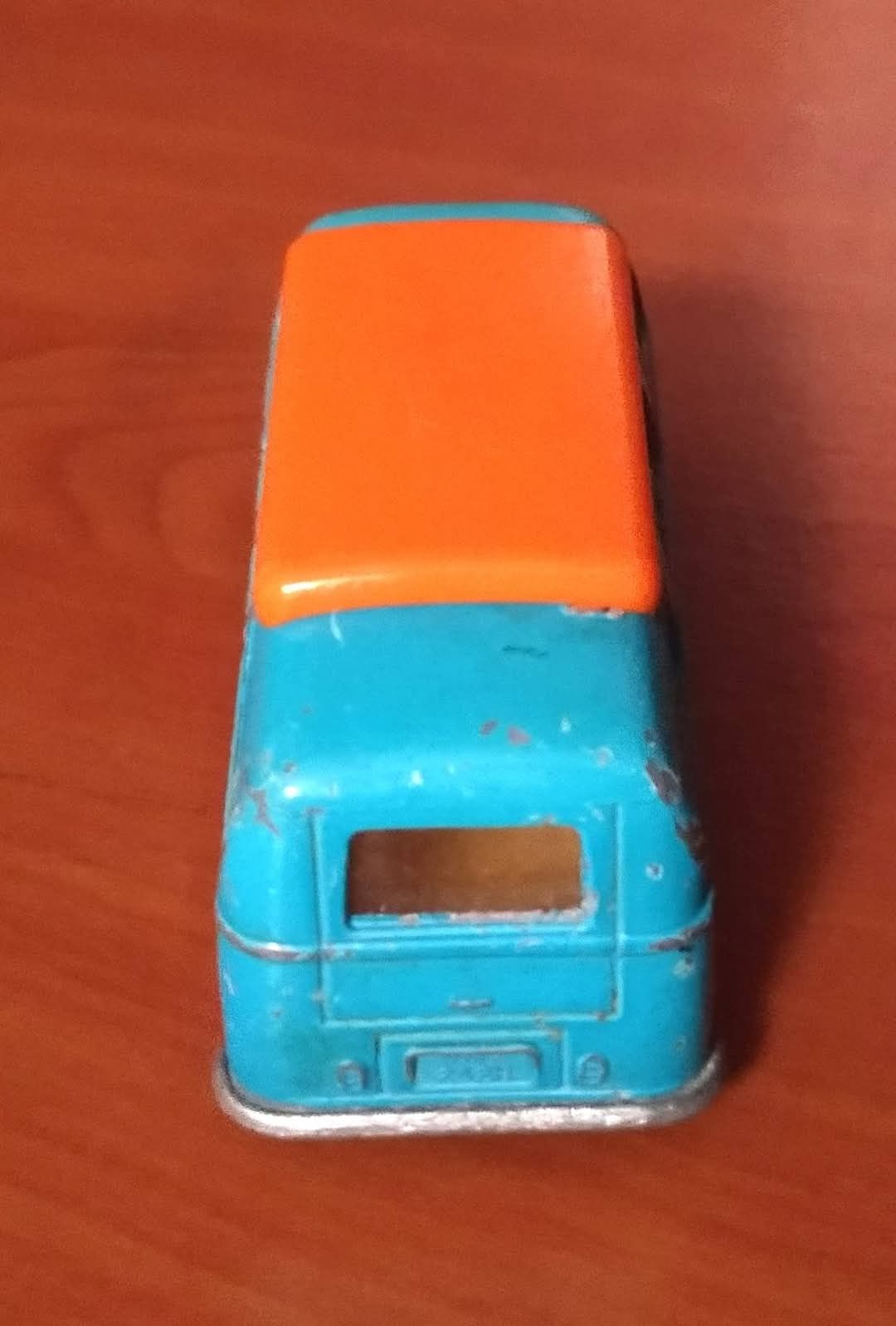 Miniatura antiga - Volkswagen Camper - Matchbox Superfast
