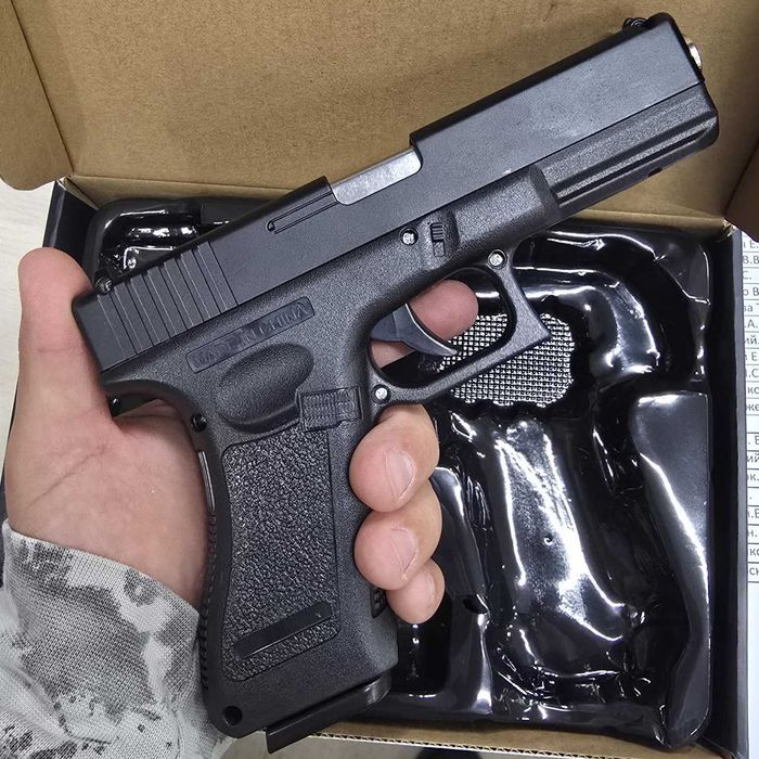 Пістолет Глок Glock 18 на кульках 6 мм метал, пластик іграшковий