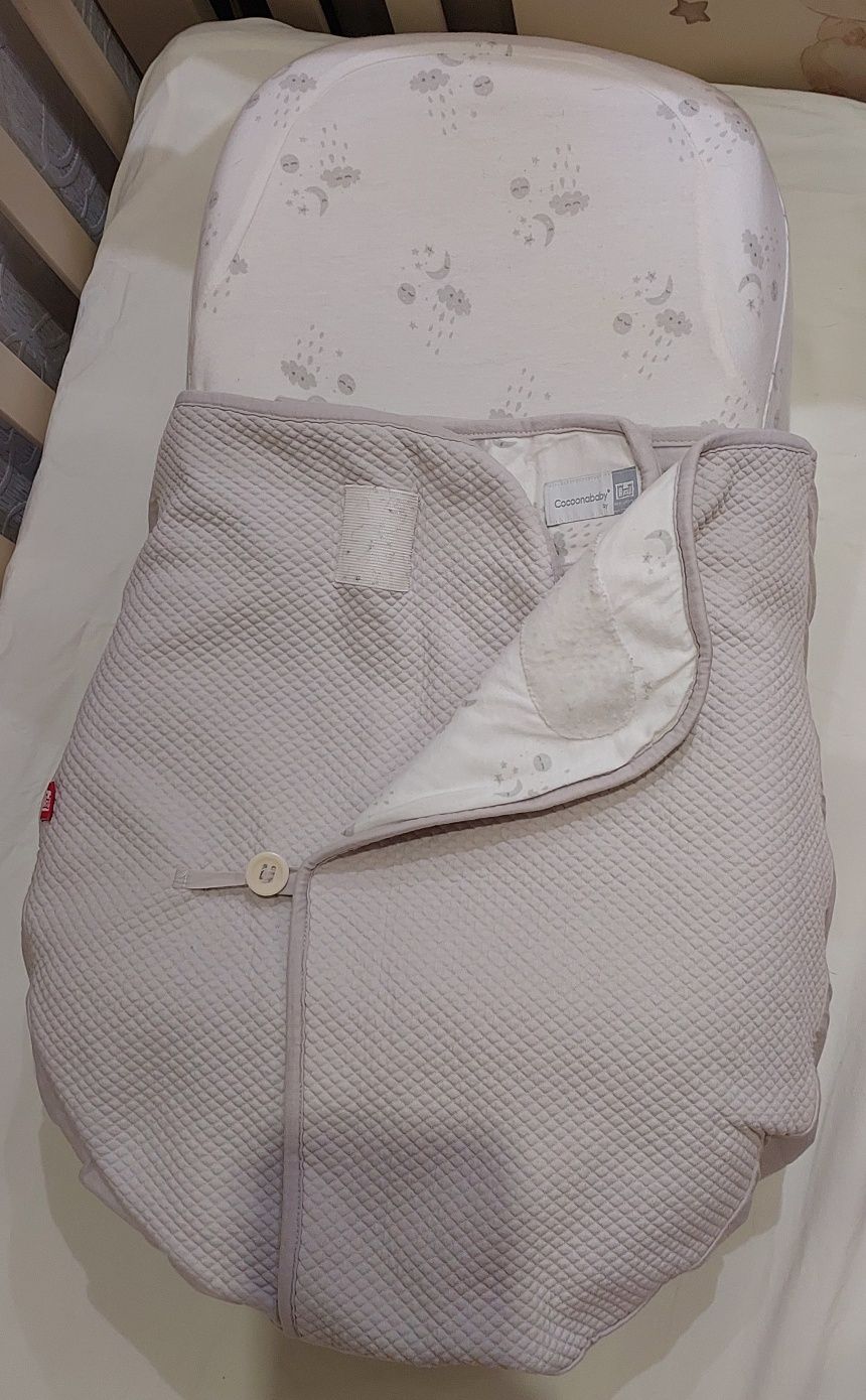 Ергономічний кокон для сну Cocoonababy Red Castle