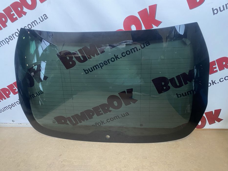 Заднее стекло Ford Mach E