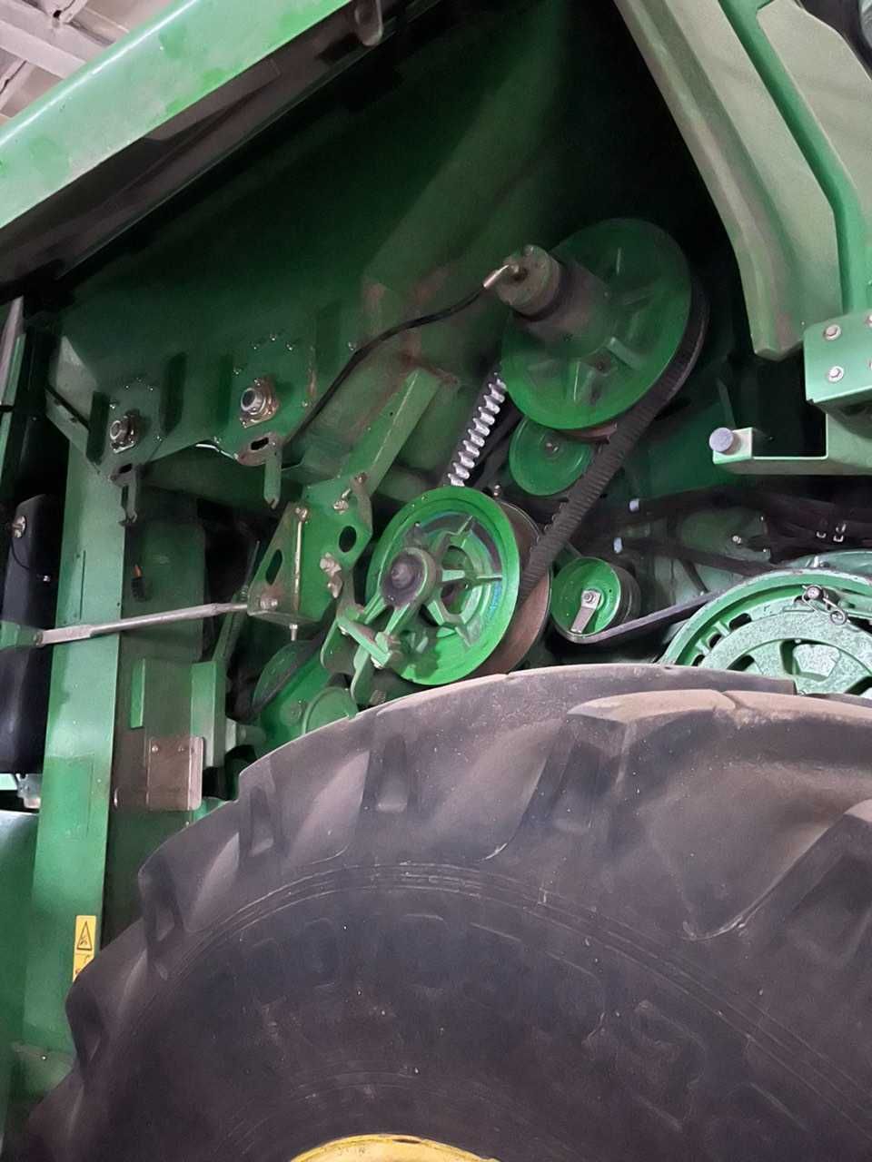 Комбайн John Deere 9660 WTS 2003 р 6092 м/г