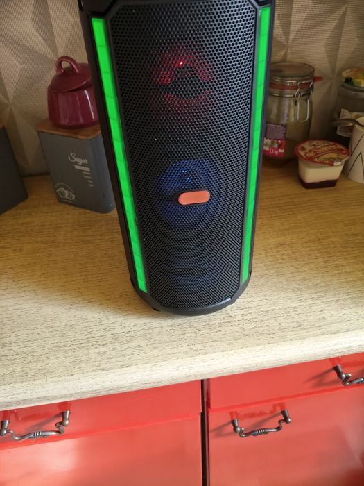 Głośnik aktywny z FM i pendrive nowy