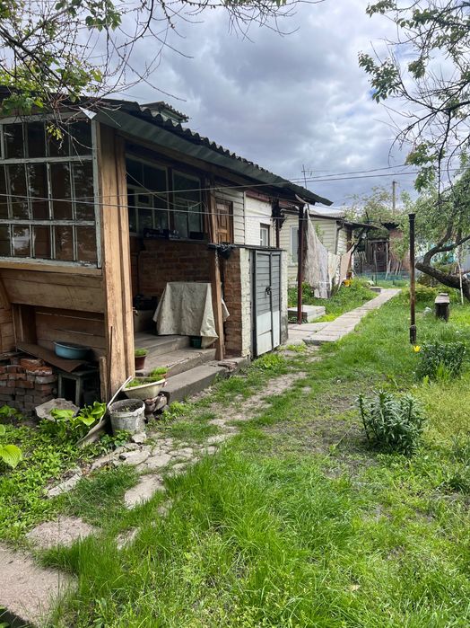 Продам квартиру в центрі міста Остер!