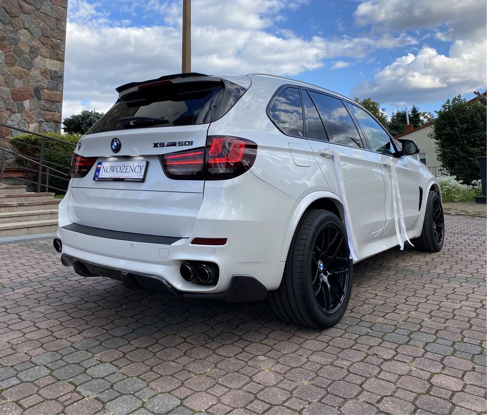 Auto do ślubu BMW X5 M50i