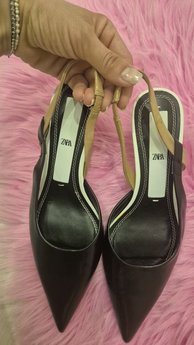 Босоніжки  zara з гострим носом