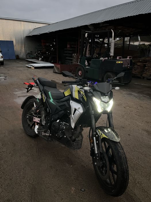 Мотоцик Lifan sr220 4v