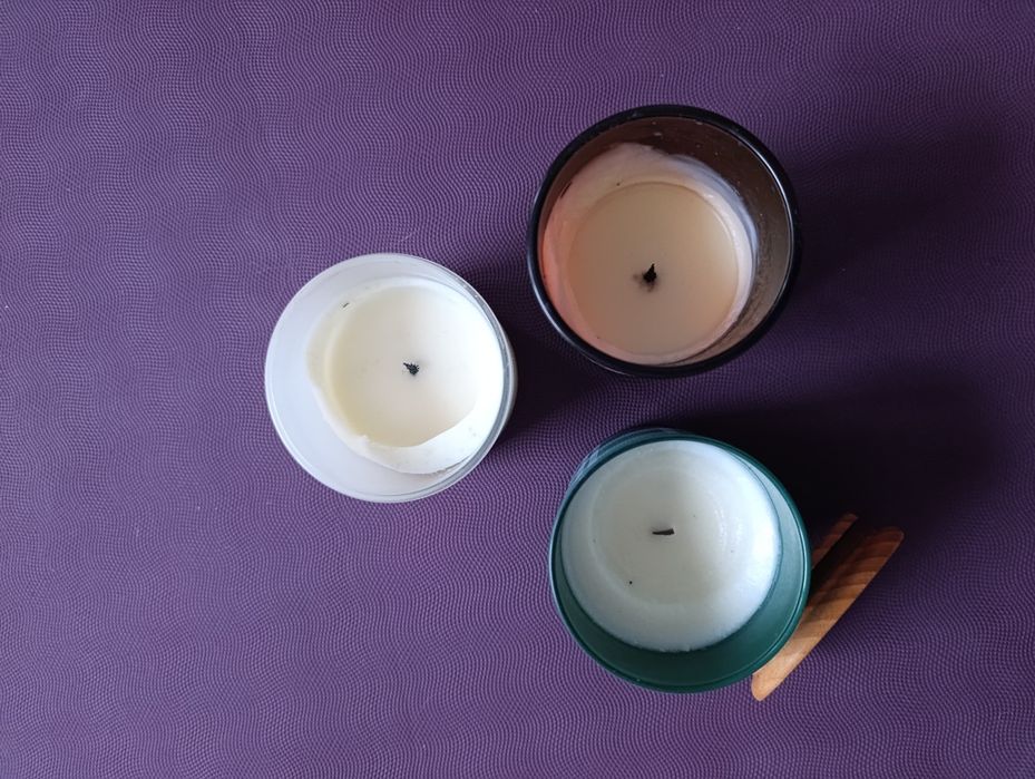 3 świeczki zapachowe, wypalone do połowy