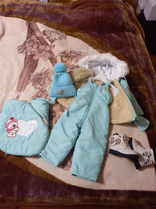 Зимній комбінезон