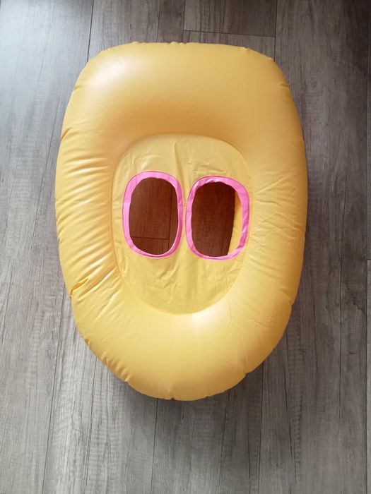 Koło dmuchane do pływania auto z siedziskiem samochód