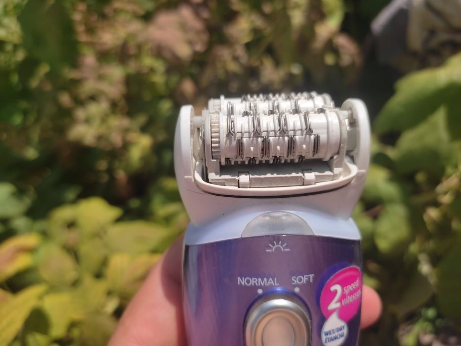 Дорогий епілятор Panasonic для дорогої пі сі.видаляє ніжно і надовго