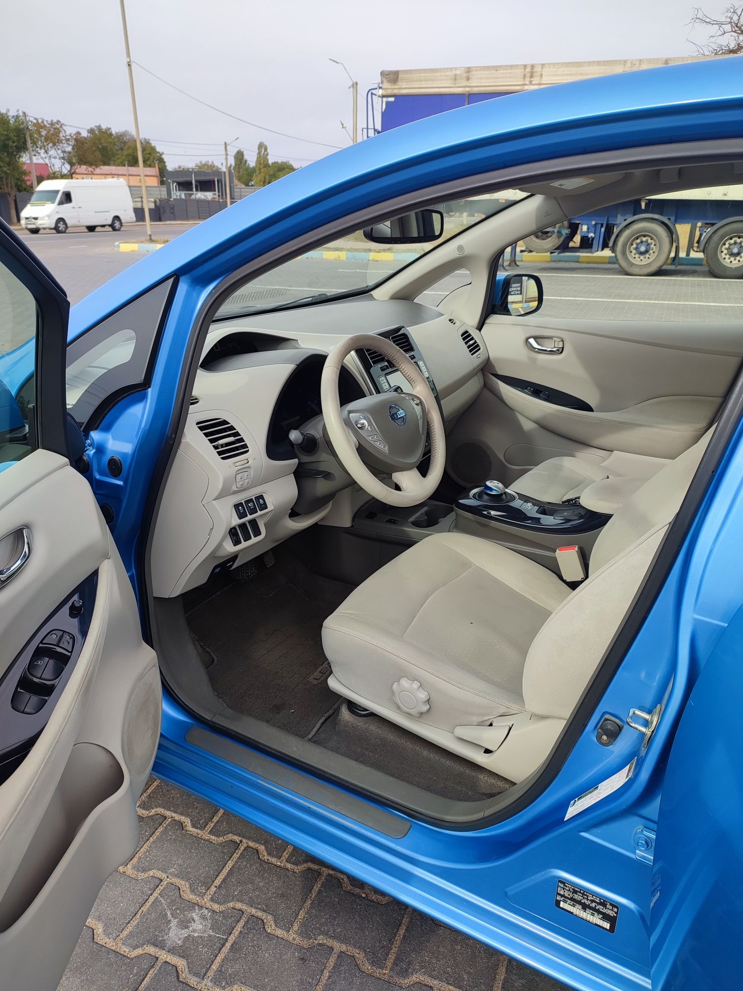 Nissan leaf 2012 sl