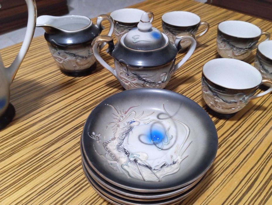 Serviço de café em porcelana