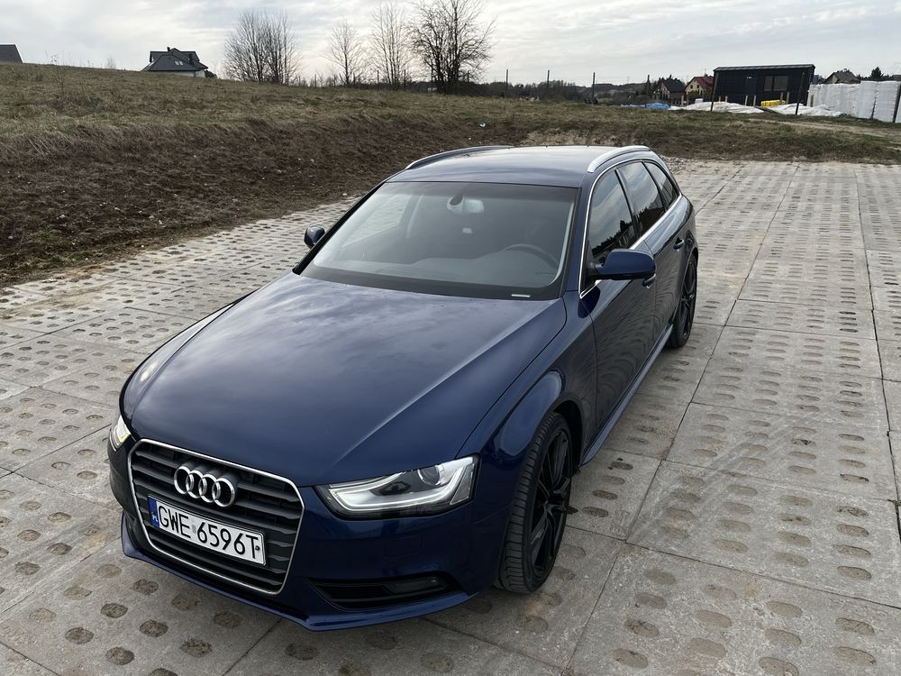AUDI A4 b8 lift