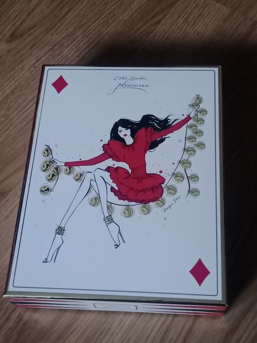 Caixas vazias cofree Estée Lauder