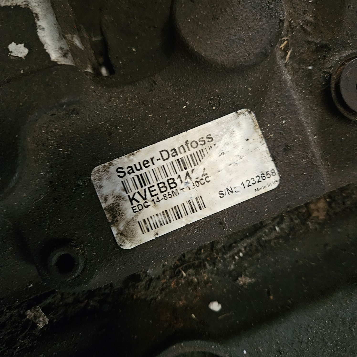 Hydrostat Sauer Danfoss, pompa jazdy