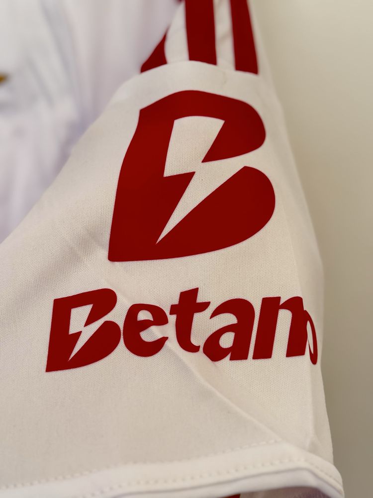 Camisola alternativa Benfica epoca 25/26