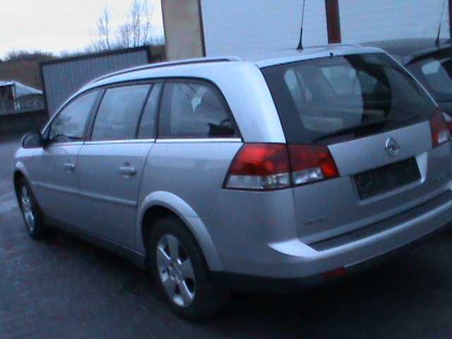 Opel Vectra C lift zderzak tylny , lampy błotniki klapa drzwi Kod Z157