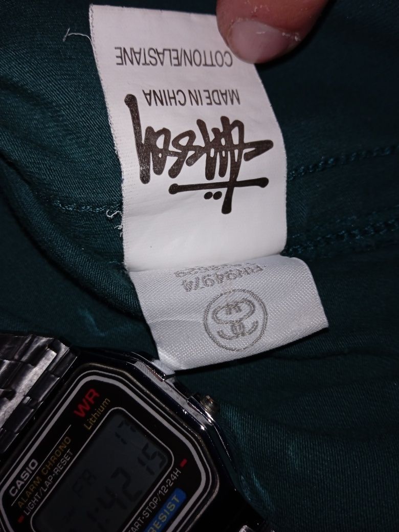 Футболка stussy на лампасах