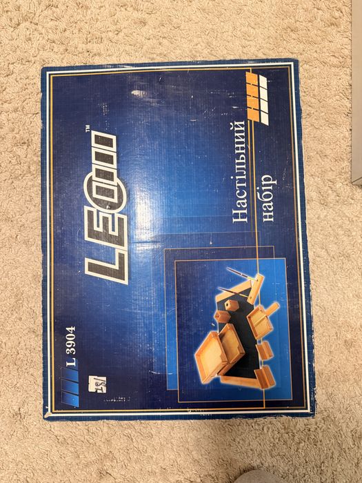 Настільний набір з дерева з девяти предметів