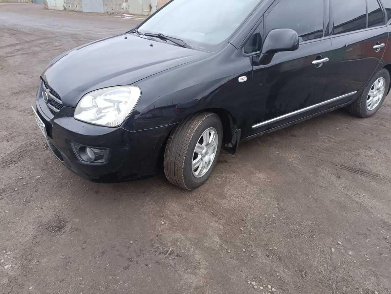 KIA CARENS 2008 2.0 бензин автомат клімат контроль 7 місць мест