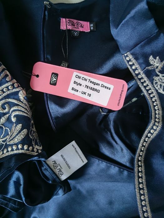 Suknia midi granatowa z beżowo-złotym haftem r. 38"Chi Chi London"nowa