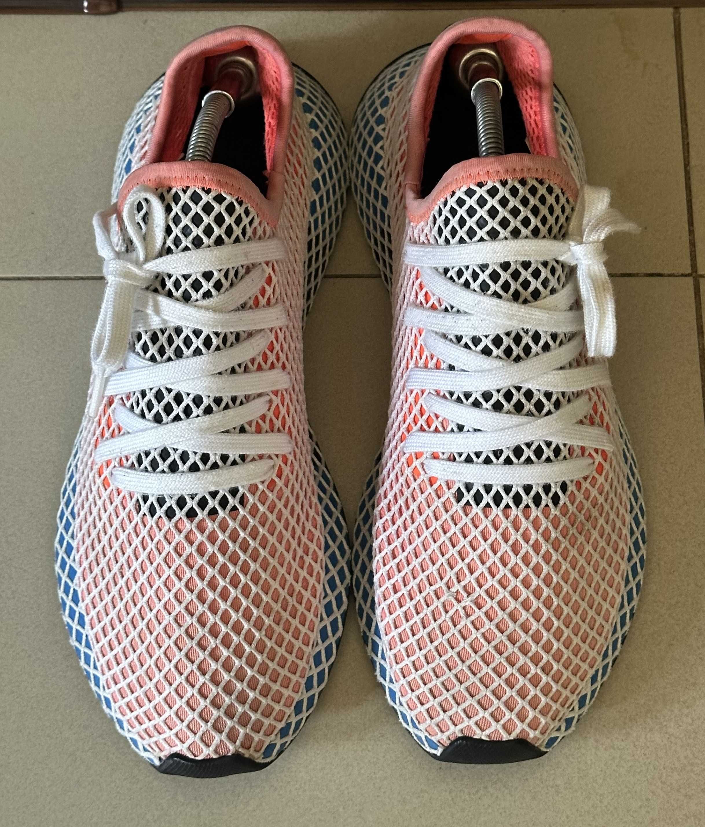 Беговые кроссовки Adidas Deerupt Runner р-р EUR-44/43-28 см.