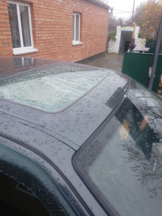 Продам автомобіль Пежо 605