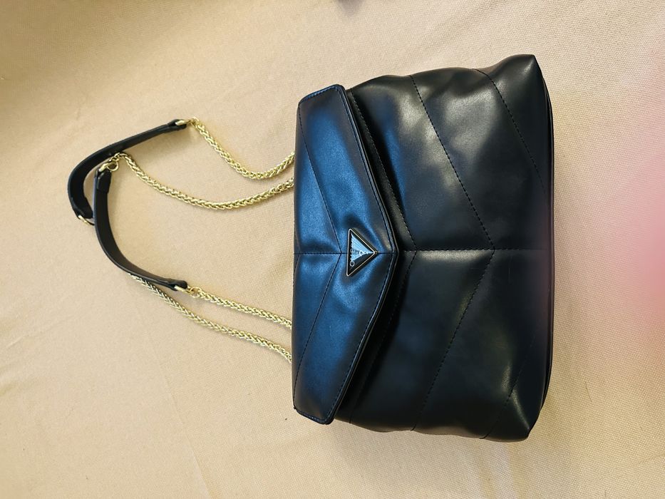 Mala ombro Guess - preta