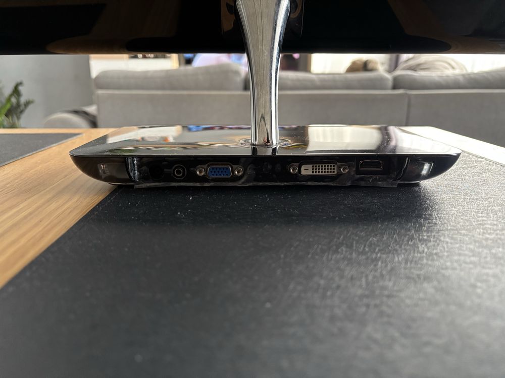 Monitor super cieki flatron E2281 xbox ps5