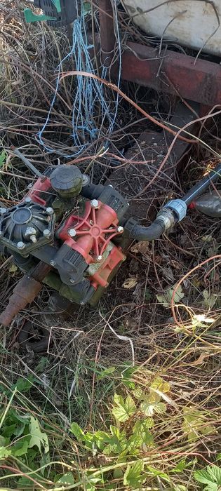 Продам оприскувач.