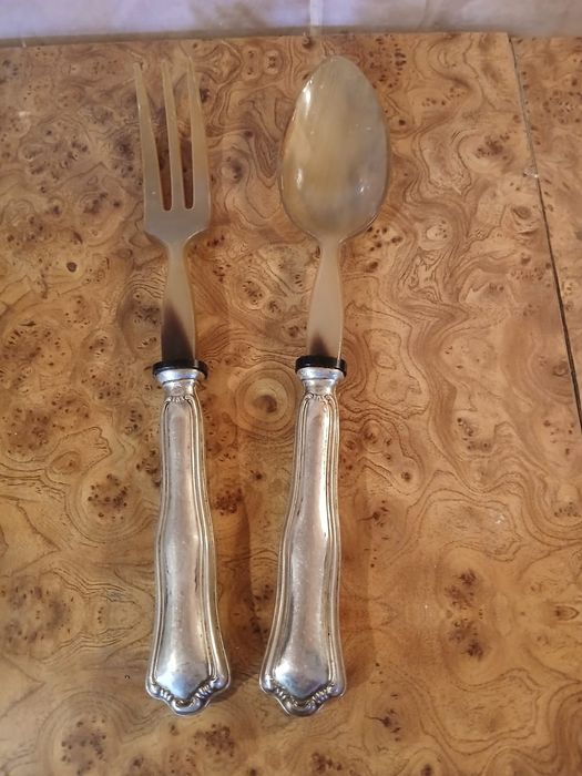 Срібні столові набори