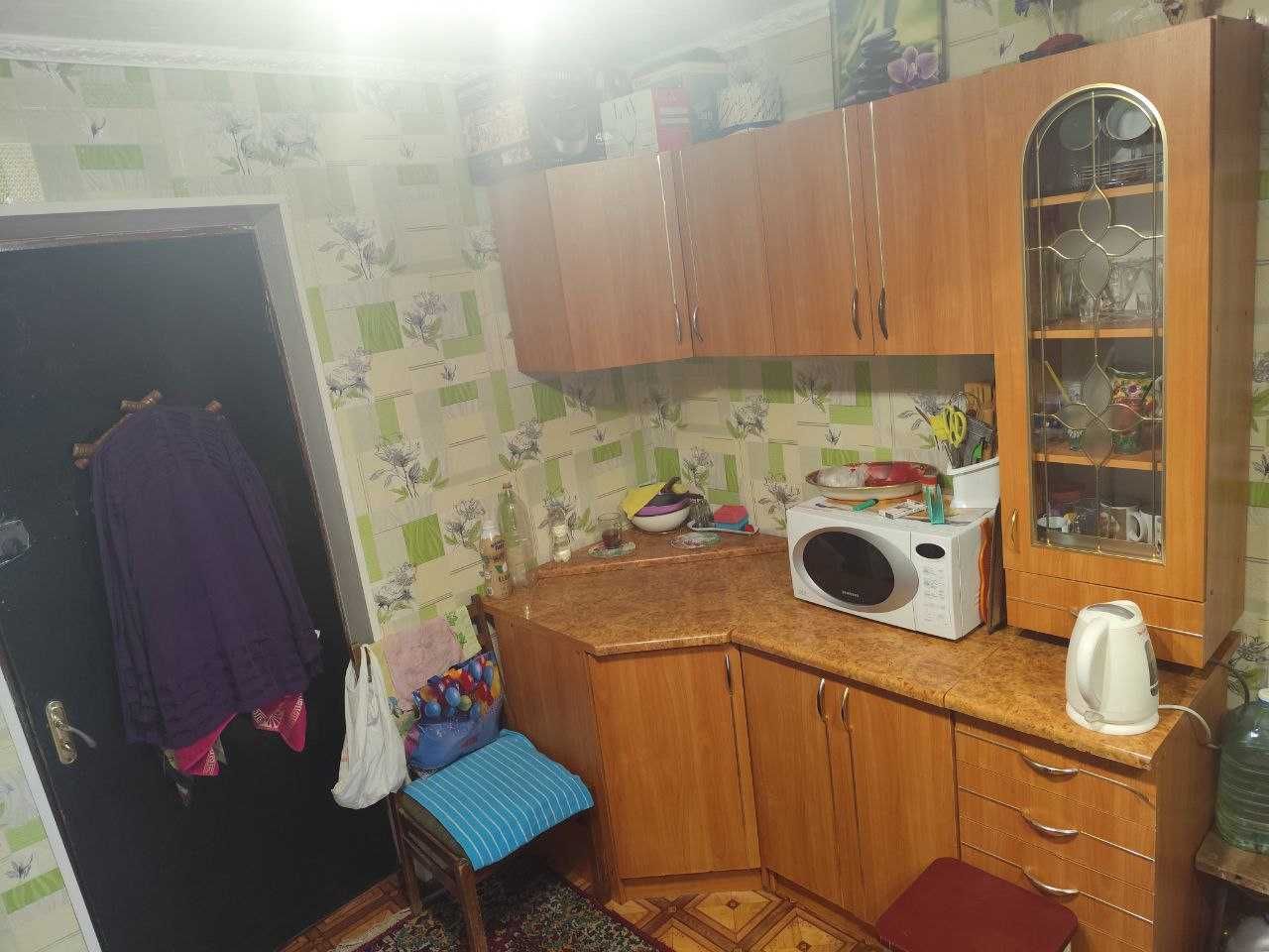 Продаж кімнати на Правому березі