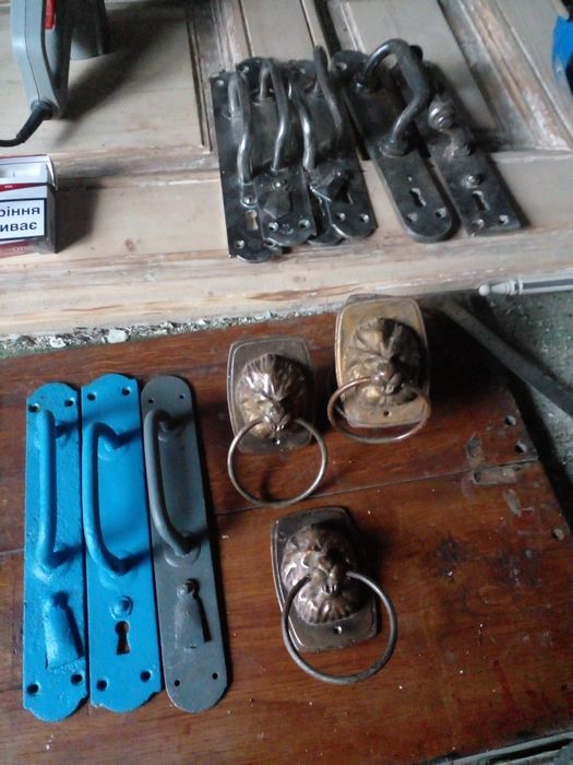 Ручка дверная металлическая большая для массивных дверей