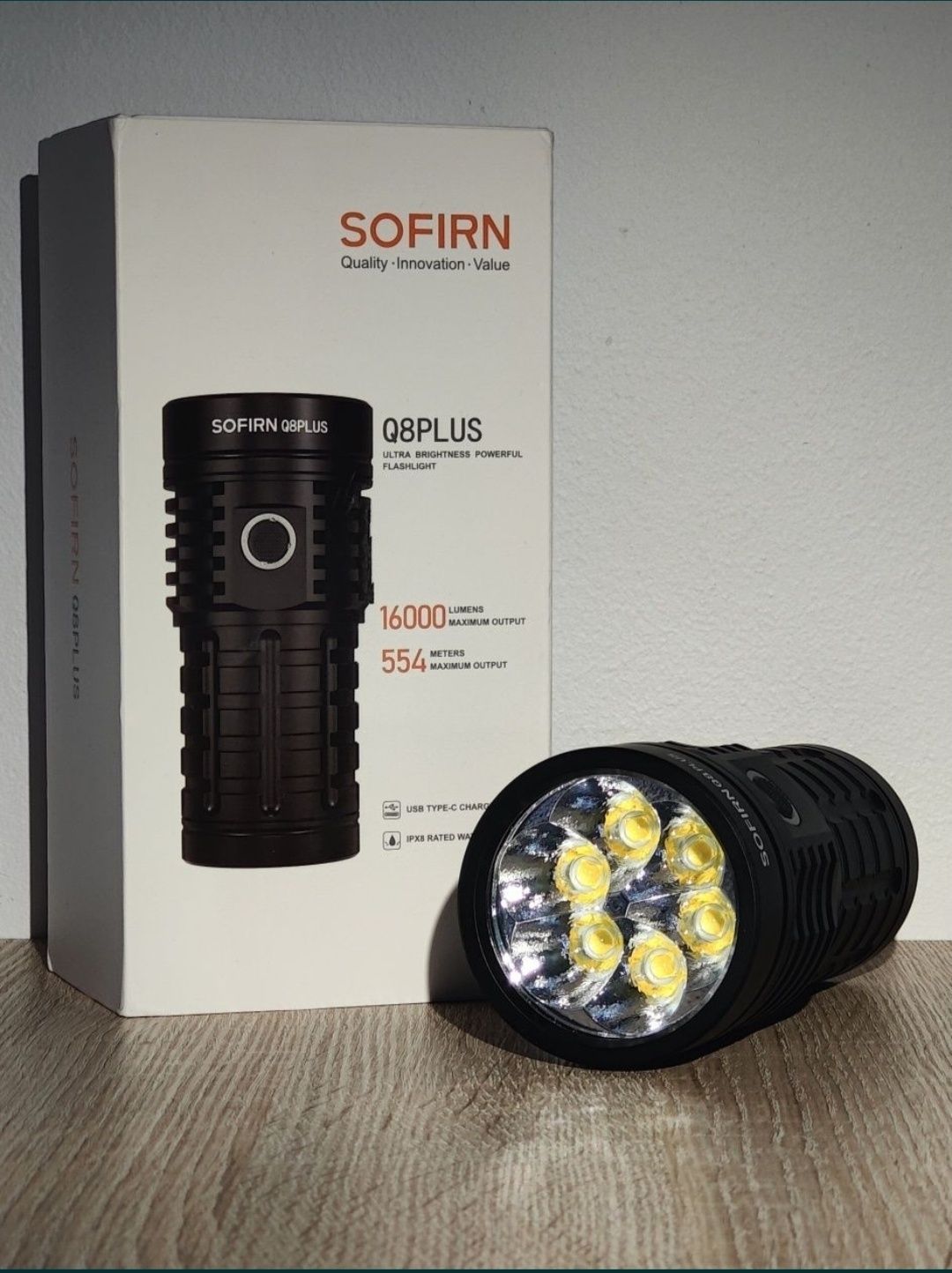 Latarka Sofirn Q8 Plus z akumulatorami. 16000lm 6500K