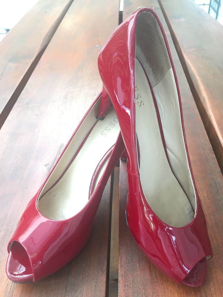 Guess skóra lakierowana czerwone szpilki peep toe na platformie roz 41