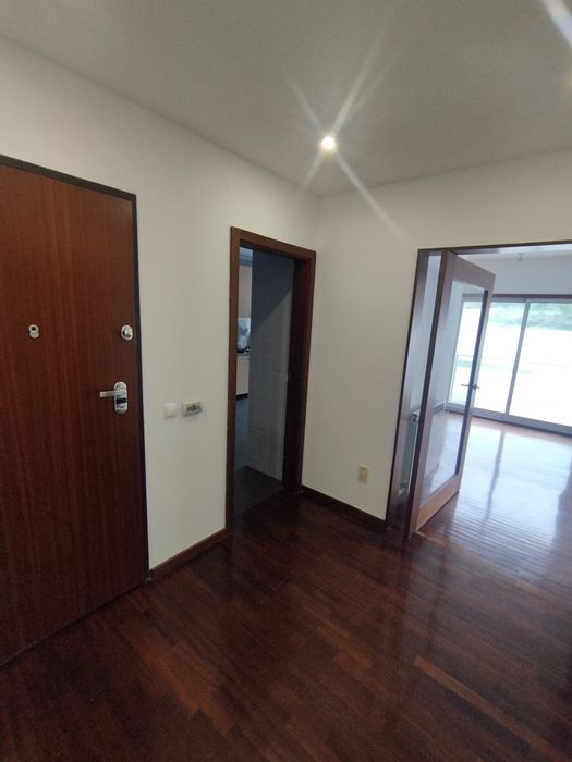 T2 condominio c/piscina em PENAFIEL