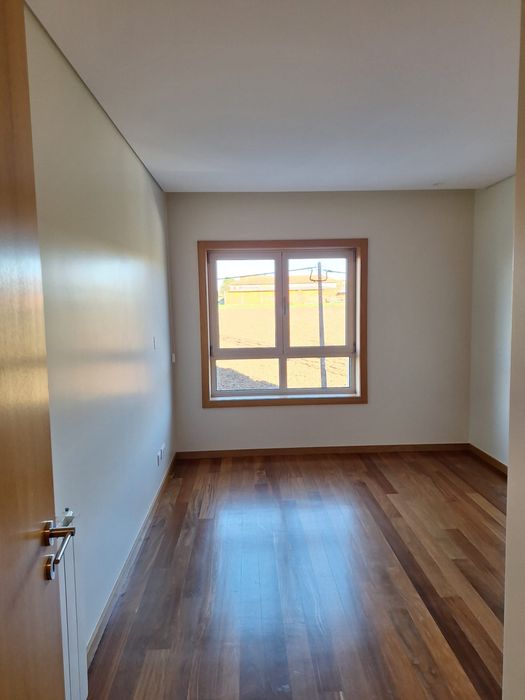 Vendo T2 junto ao Mercadona