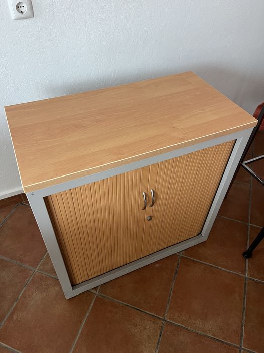 Armário de escritorio