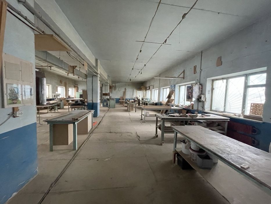 продаж комплексу будівель