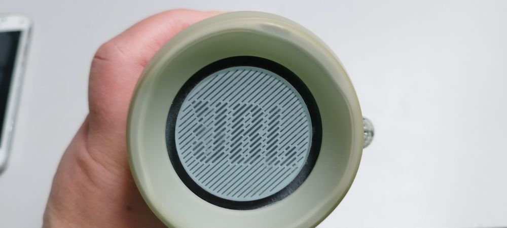 Блютуз колонка JBL